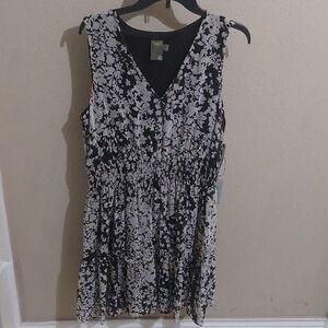 Taylor Black and White Midi Dress